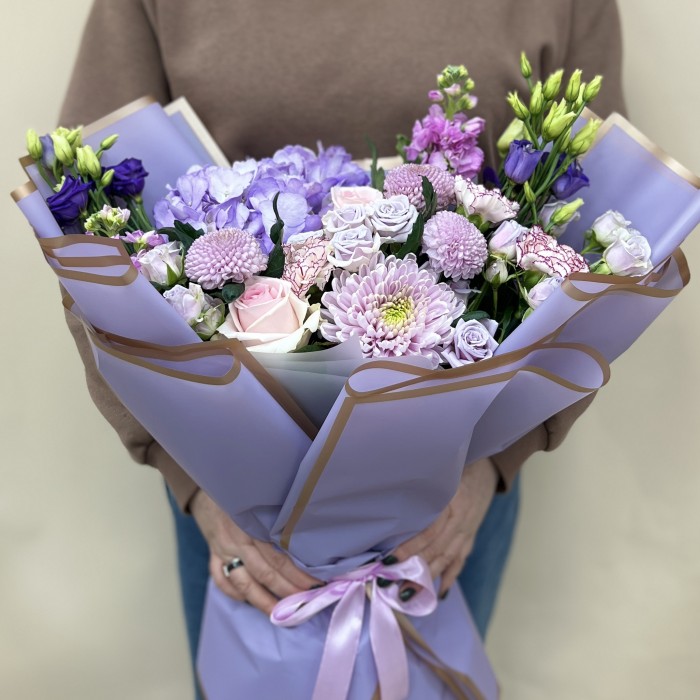 Букет дня с розами Радость