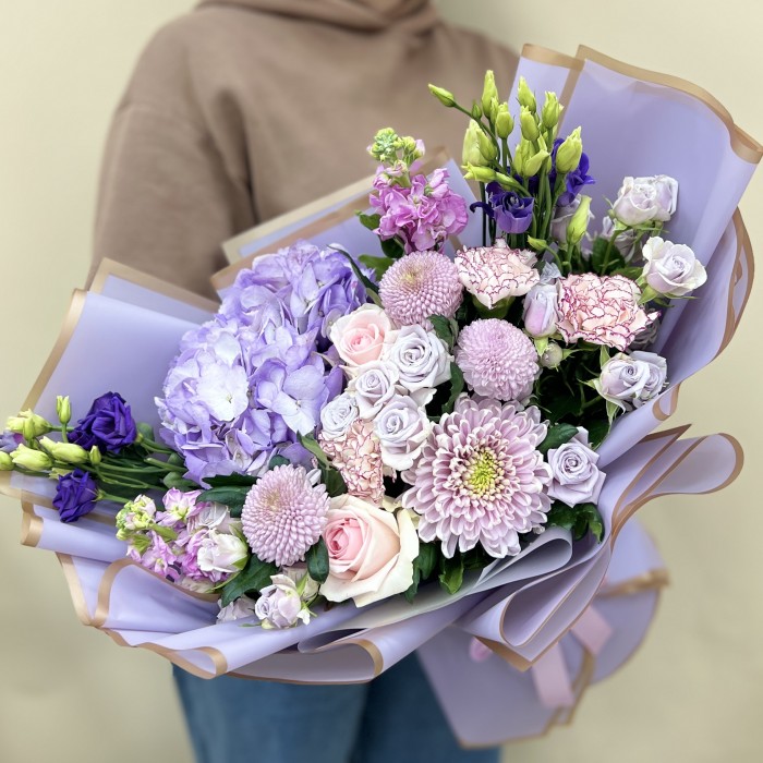 Букет дня с розами Радость