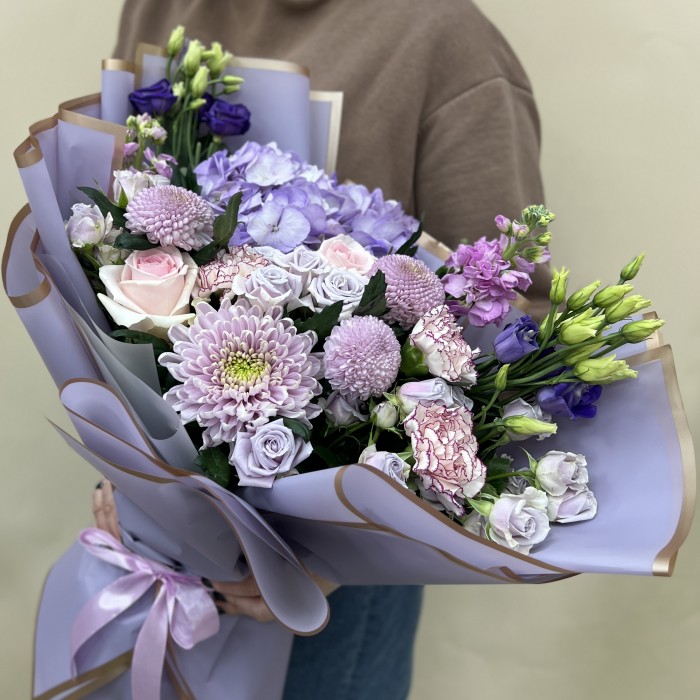 Букет дня с розами Радость