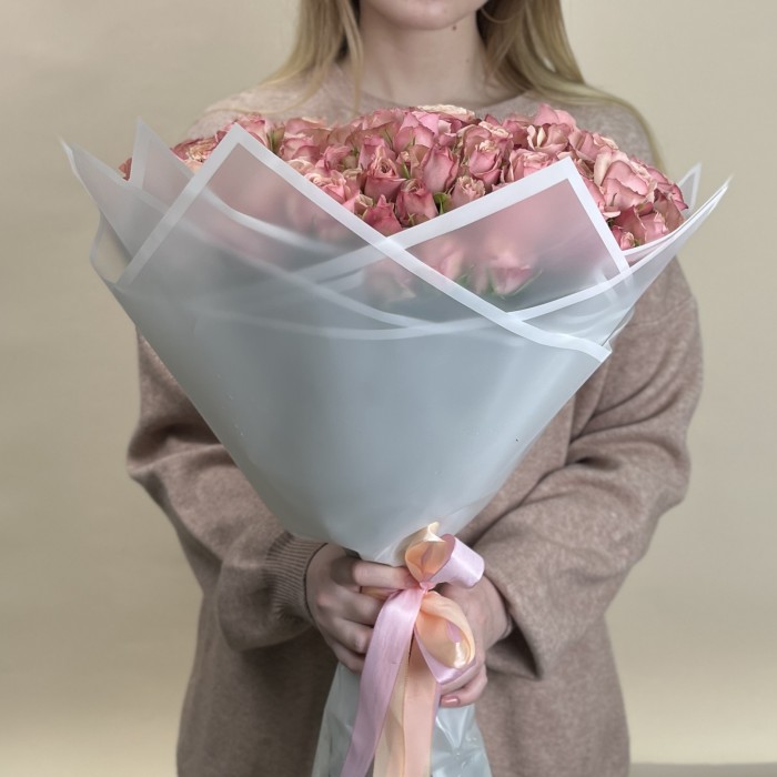 25 кустовых пионовидных роз Дестини