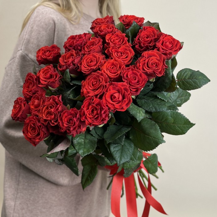 Красная роза Эль Торо 60 см