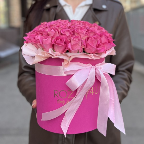 Розовая роза Аква в коробке