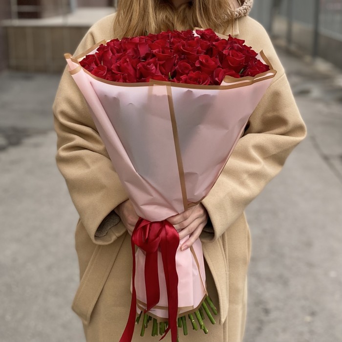 35 красных роз Эвер Ред 60 см