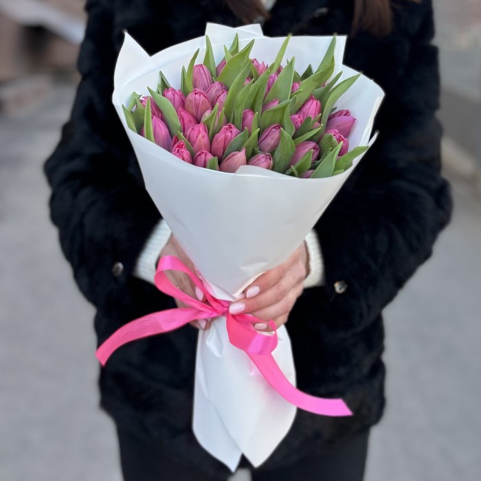 35 пионовидных розовых тюльпанов Квин оф Марвел
