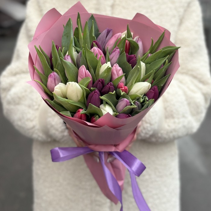 35 тюльпанов пастельный микс в упаковке