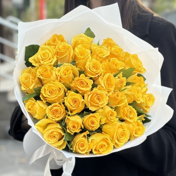 35 желтых роз 40 см