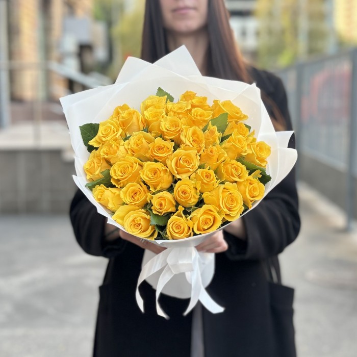 35 желтых роз 40 см