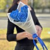 3 голубые розы Бэби блю