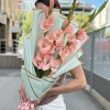 3 розовых гладиолуса