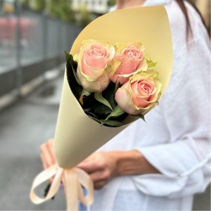 3 розы Фруттето