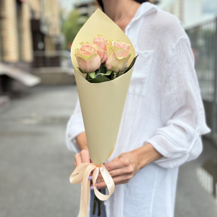 3 розы Фруттето