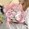 3 жемчужно-розовые гортензии с эвкалиптом