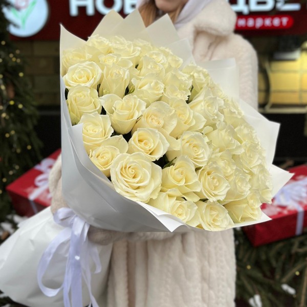 41 длинная белая роза 70 см
