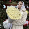 41 длинная белая роза 70 см
