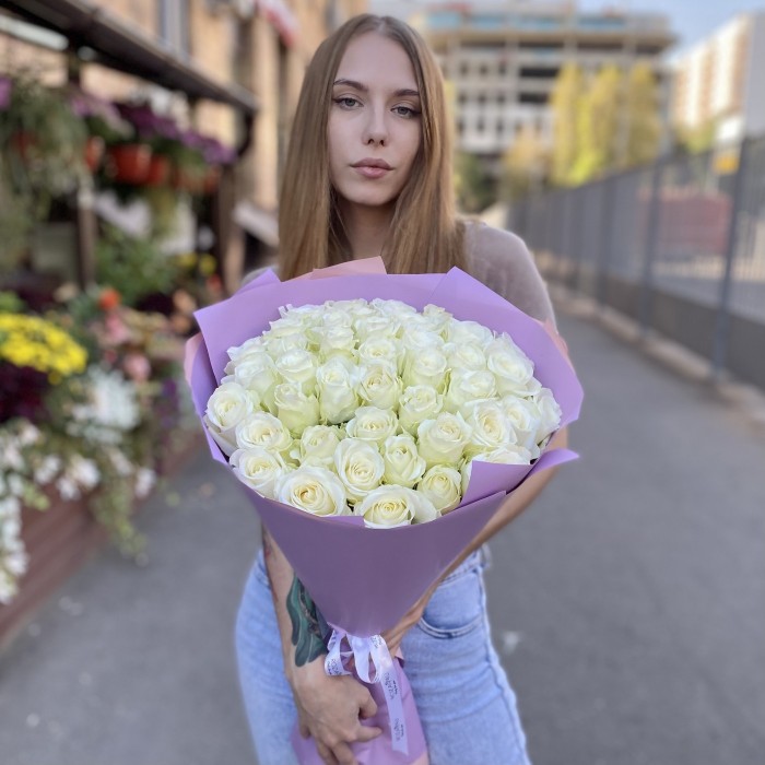 41 белая роза 60 см