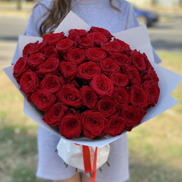 41 длинная красная роза 60 см