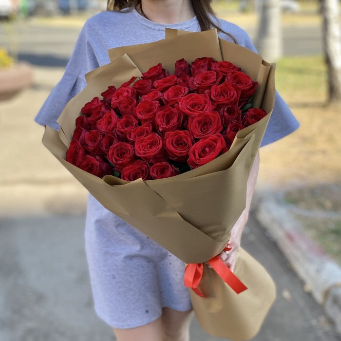 41 красная роза 70 см