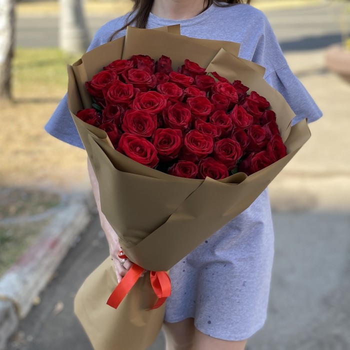41 красная роза 70 см