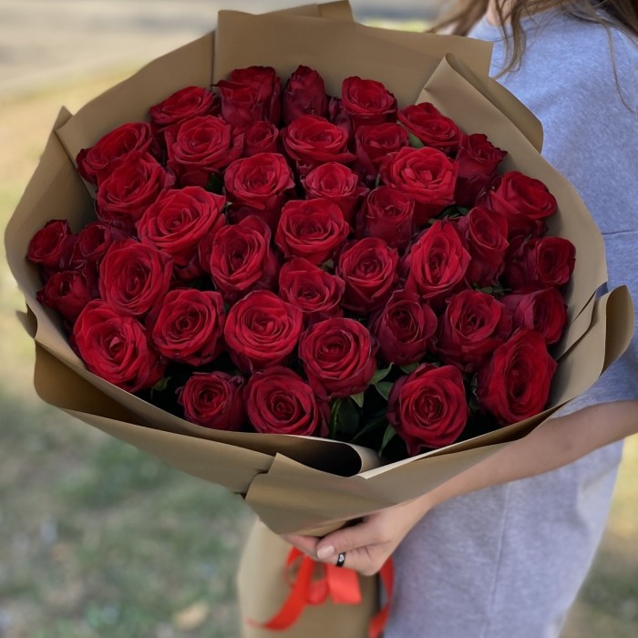 41 красная роза 70 см