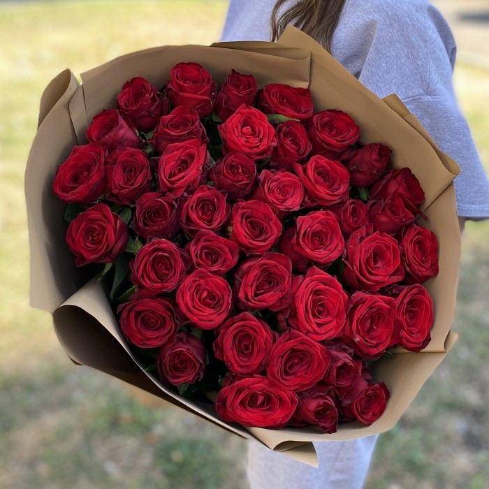 41 красная роза 70 см