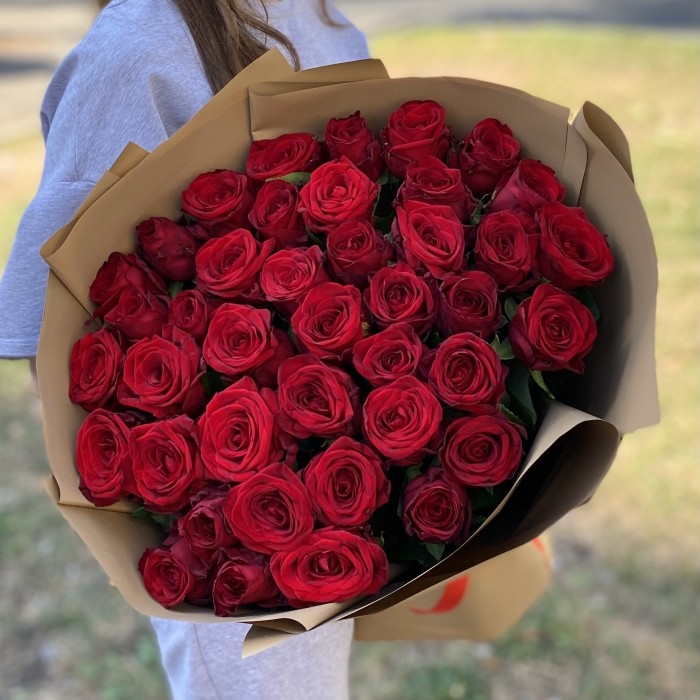 41 красная роза 70 см
