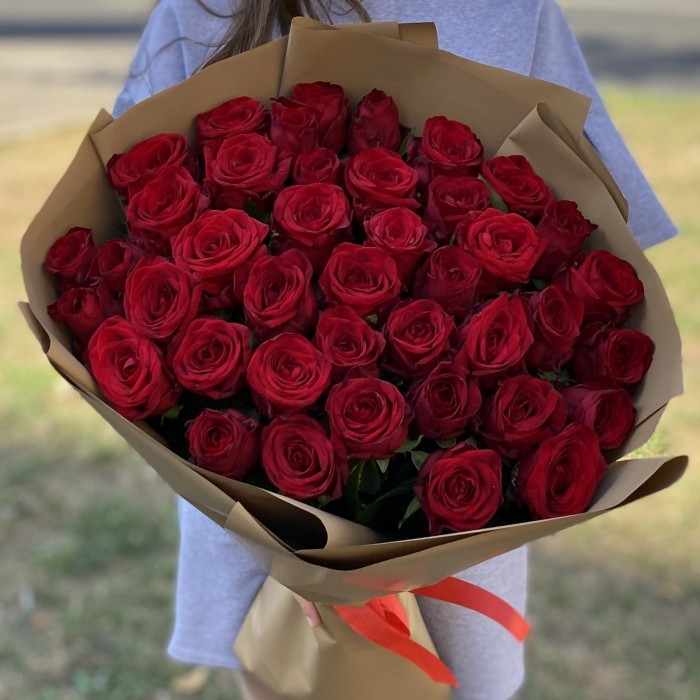 41 красная роза 70 см