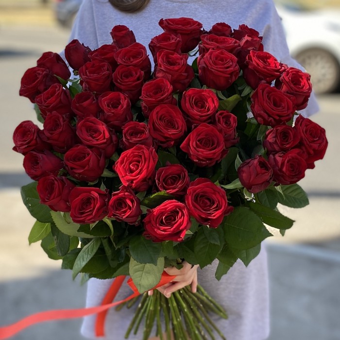 45 красных роз 70 см