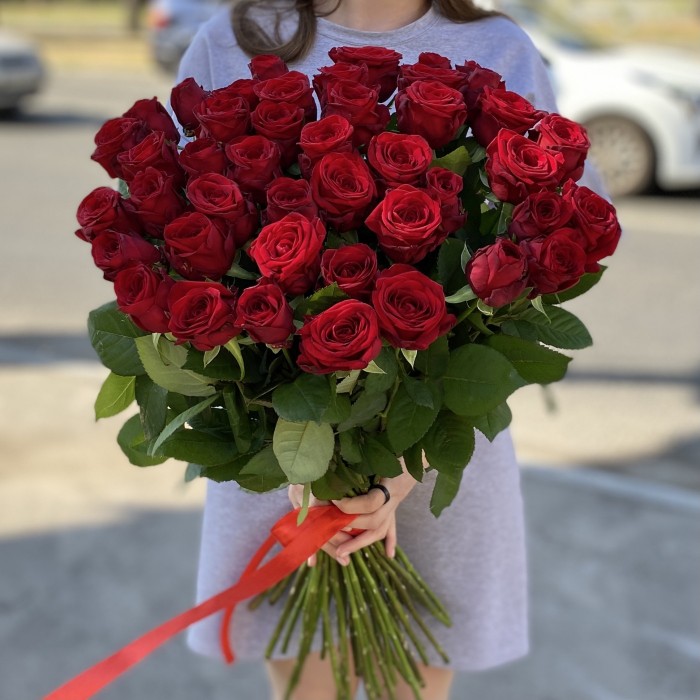 45 красных роз 70 см