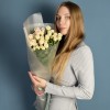 5 кустовых персиковых роз Свит Сара 60 см