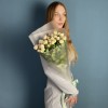 5 кустовых персиковых роз Свит Сара 60 см