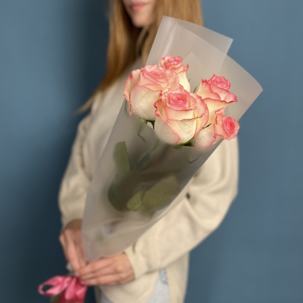 5 роз Джумилия 60 см