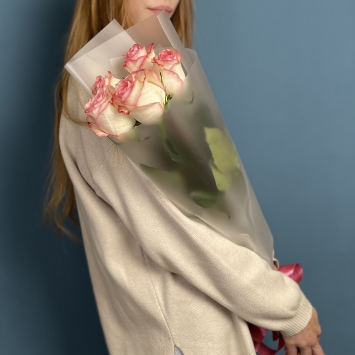 5 роз Джумилия 60 см