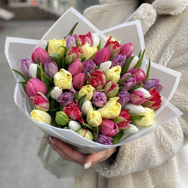 51 Яркий микс тюльпанов