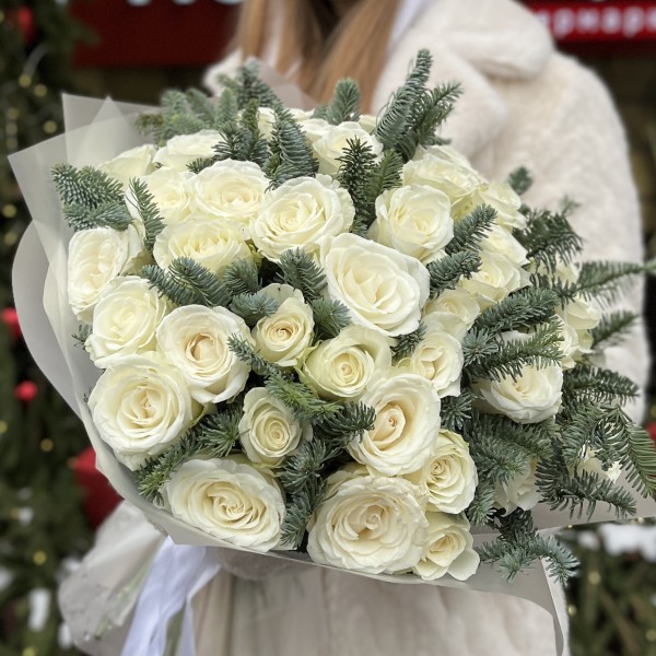 51 белая роза с нобилисом