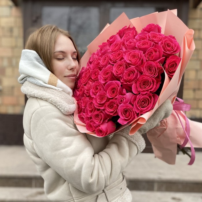 51 розовая роза Пинк Флойд 60 см