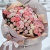 35 пионовидных кустовых роз Нежный презент