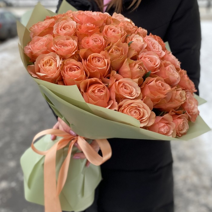 51 пионовидная роза Кахала 50 см