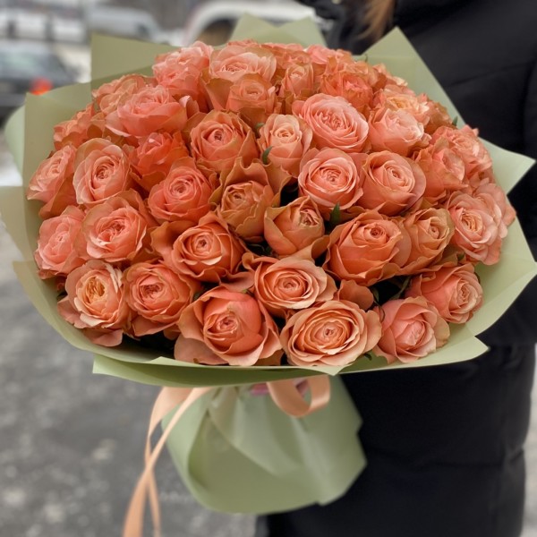 51 пионовидная роза Кахала 50 см