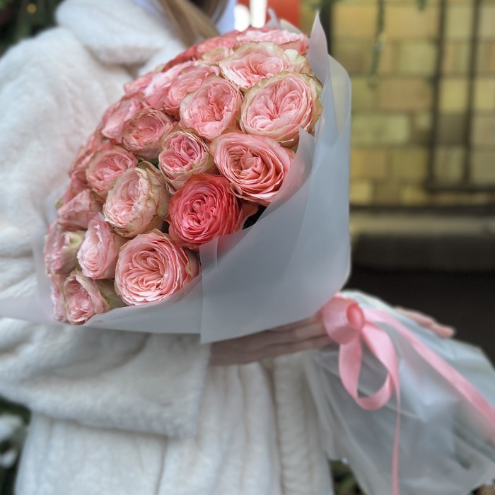 51 пионовидная роза Кахала 50 см