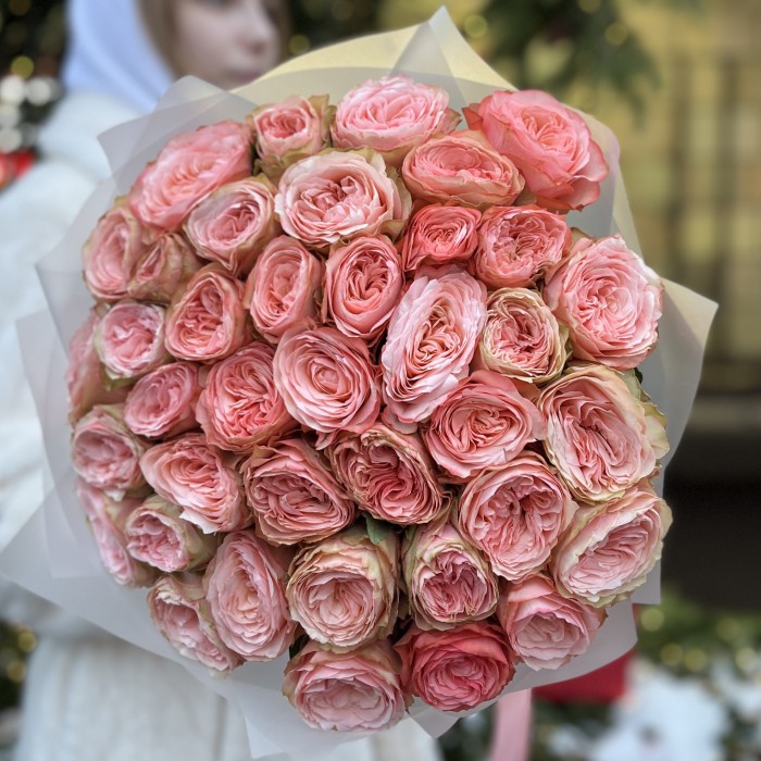 51 пионовидная роза Кахала 50 см