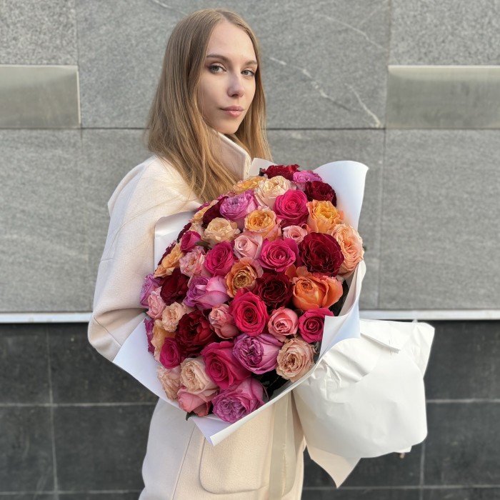 51 роза праздничный микс