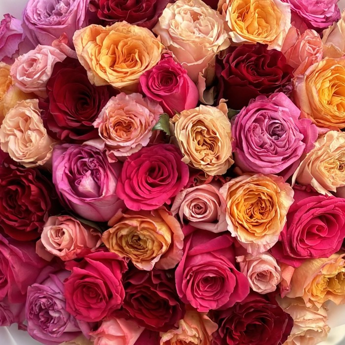 51 роза праздничный микс