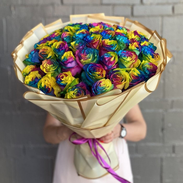 51 радужная роза