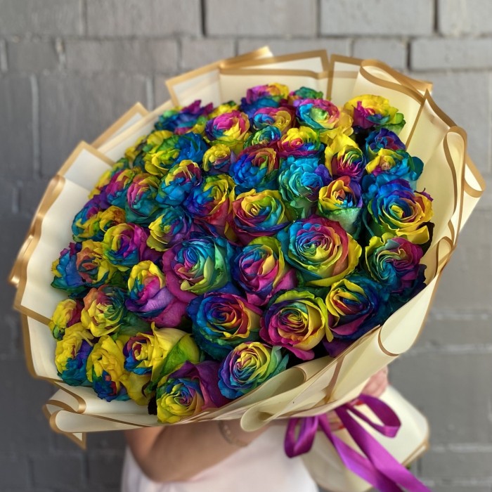 51 радужная роза