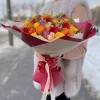 75 ярких роз