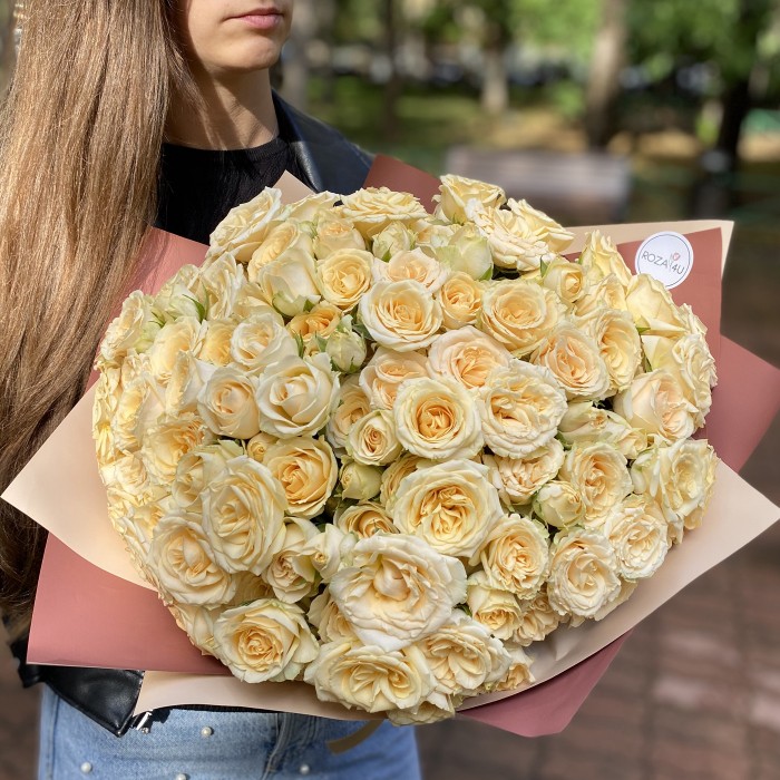 51 кремовая кустовая роза 40см