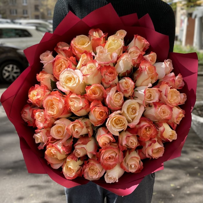 51 роза Кабаре