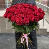 51 красная роза Ред Пантер 60 см