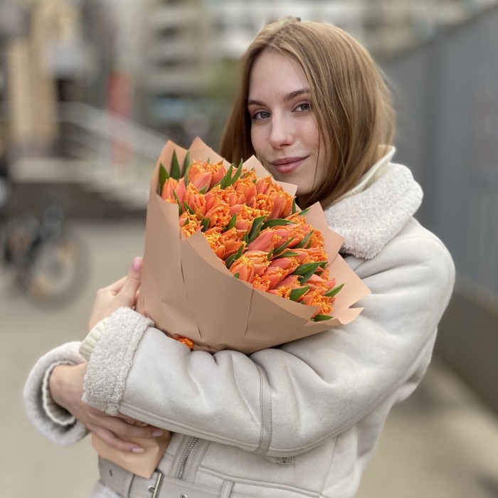 51 оранжевый махровый тюльпан Оранж пэшн