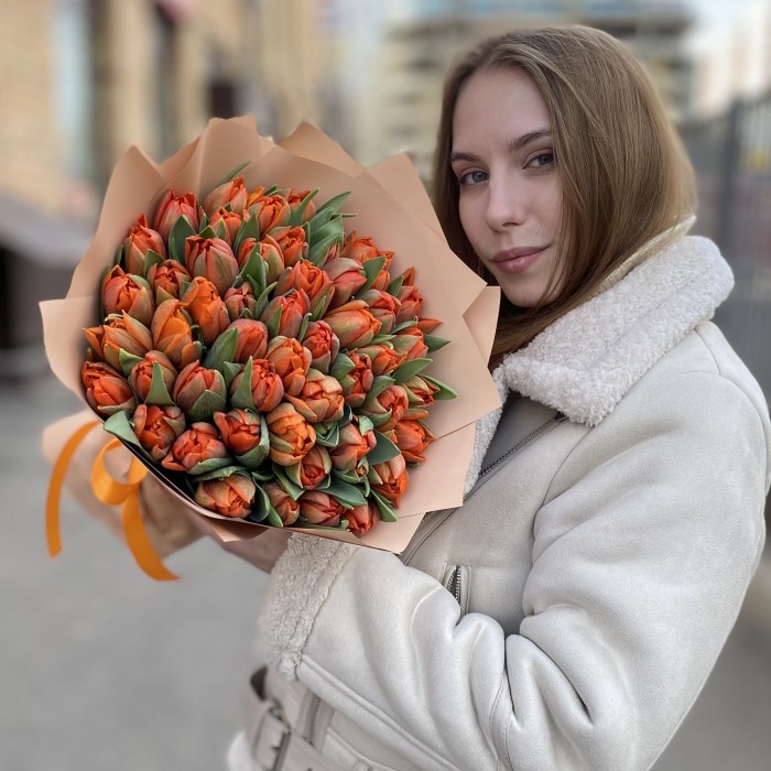 51 оранжевый пионовидный тюльпан Эрмитаж Даб